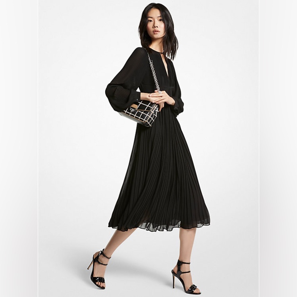 MICHAEL KORS Pleated Georgette Long Sleeve Midi Dress in Black Size Small NWT